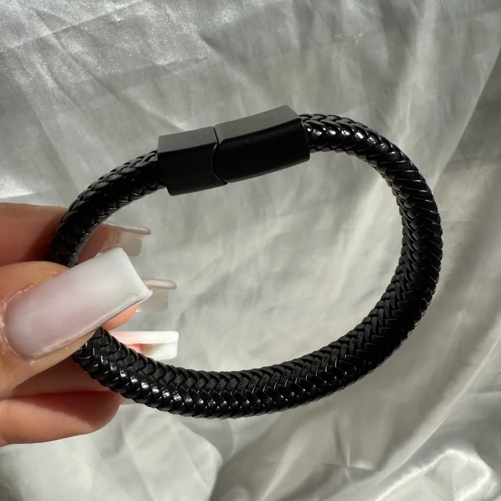 MEN NEW Black Braided Leather Bracelet
